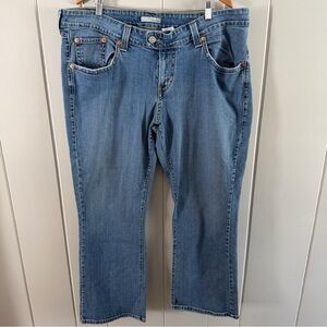 Levi’s Low Flare Stretch Jeans Size 22M Y2K